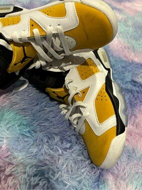 Kids' Retro Basketball Shoes - Yellow/White